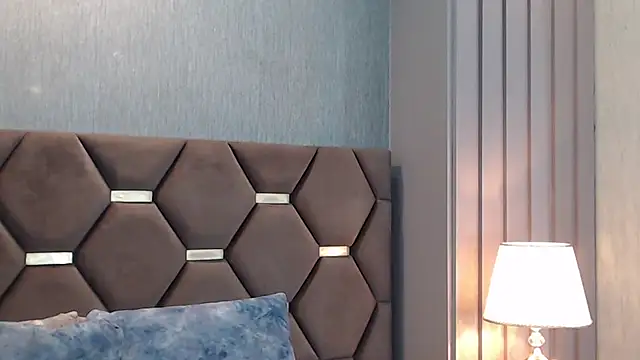 Snapshot of ThaniaJones chatting on 11, 4, 2026 ThaniaJones online show from 11, 4, 2026