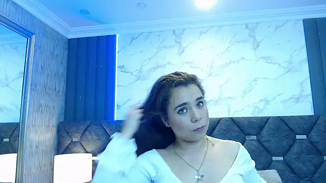 ThaniaJones online show from 13, 3, 2025