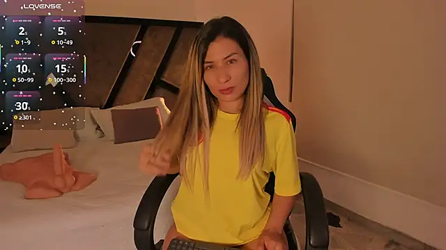 Snapshot of CamilaPreston chatting on 8, 6, 2026 CamilaPreston online show from 8, 6, 2026
