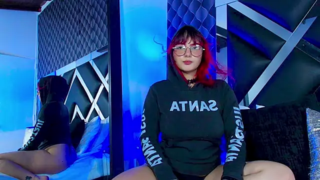 Snapshot of Dafne_Moon chatting on 19, 3, 2025 Dafne Moon online show from 19, 3, 2025