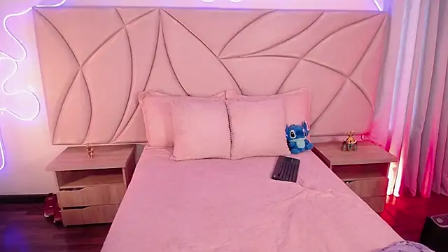 ValleryC online show from 8, 3, 2026