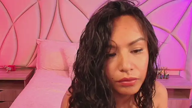 ValleryC online show from 15, 4, 2026