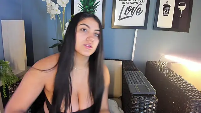 PaulinaDuarte online show from 7, 10, 2025