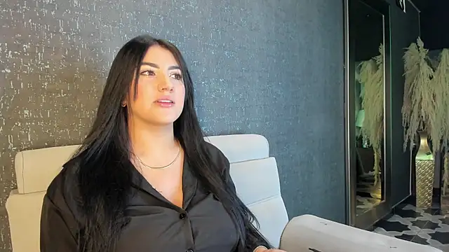 PaulinaDuarte online show from 3, 10, 2025