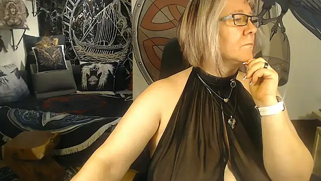 TittenMichelle online show from 4, 10, 2025