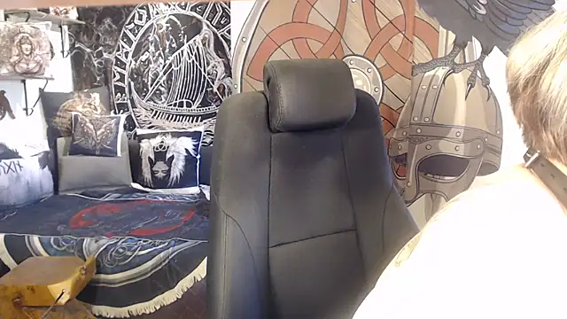 Snapshot of TittenMichelle chatting on 3, 4, 2026 TittenMichelle online show from 3, 4, 2026