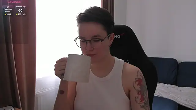 JessieFlower online show from 13, 5, 2026