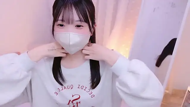 Snapshot of HONO_cha chatting on 9, 3, 2025 HONO cha online show from 9, 3, 2025