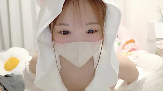 Snapshot of HONO_cha chatting on 26, 10, 2025 HONO cha online show from 26, 10, 2025