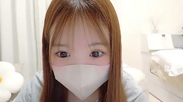 Snapshot of HONO_cha chatting on 19, 10, 2025 HONO cha online show from 19, 10, 2025