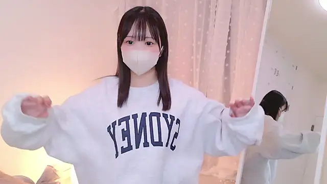 Snapshot of HONO_cha chatting on 9, 1, 2025 HONO cha online show from 9, 1, 2025