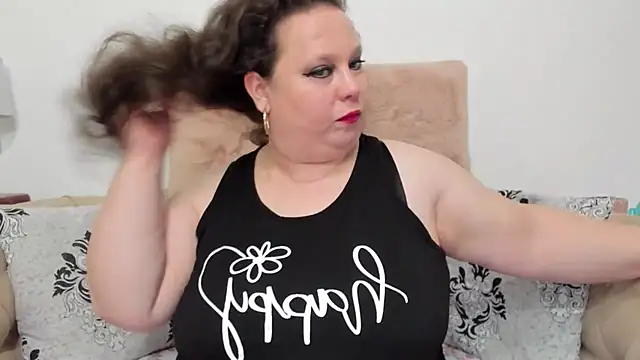 Snapshot of KarolineJoyy chatting on 27, 2, 2026 KarolineJoyy online show from 27, 2, 2026