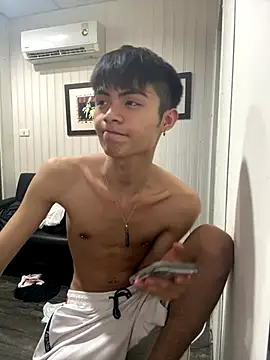 mumuowl online show from 7, 10, 2025