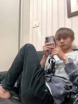 mumuowl online show from 13, 1, 2026