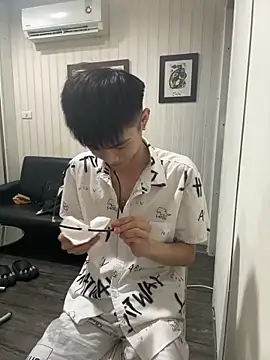 mumuowl online show from 18, 9, 2025