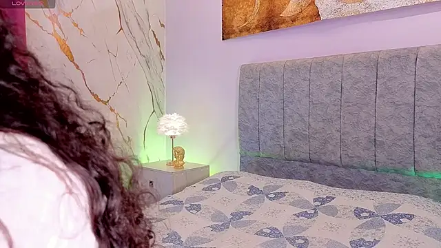 Lana stone  online show from 18, 4, 2026