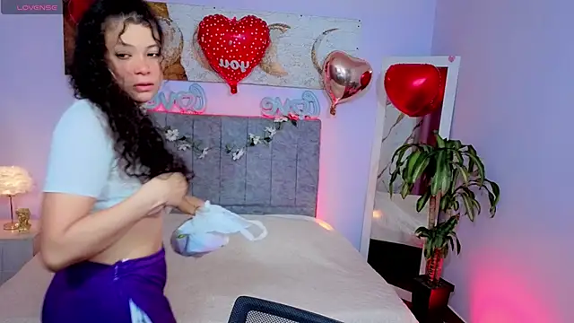 Lana stone  online show from 14, 2, 2026