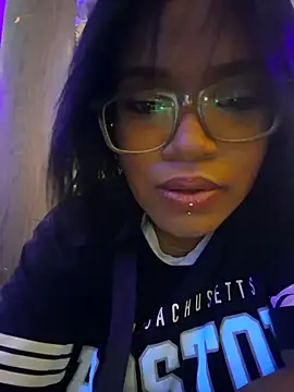   Soymaria online show from 5, 10, 2025