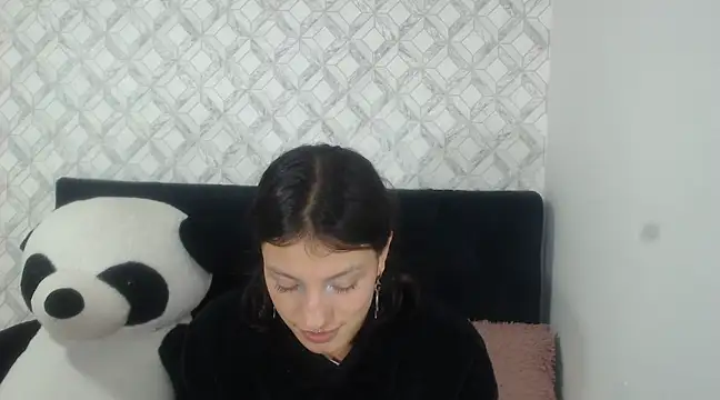 Emma-Wilson online show from 28, 2, 2025