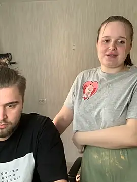 Pair of Gods  online show from 6, 3, 2025