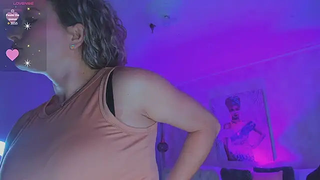 Shantall   online show from 30, 9, 2025