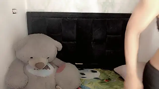 Michell Queen online show from 18, 10, 2025