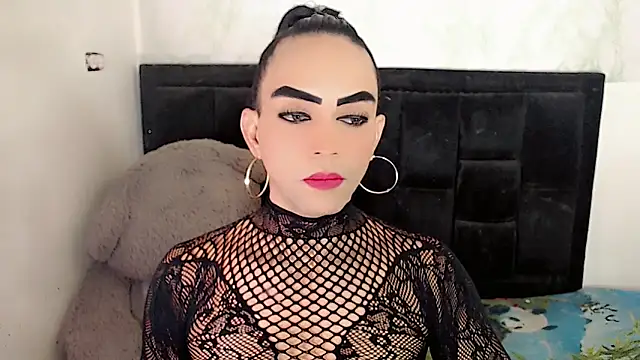 Michell Queen online show from 4, 12, 2025