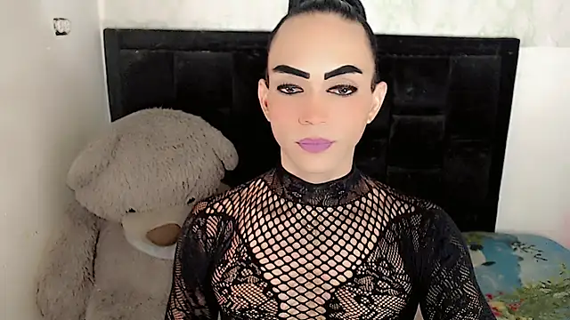 Michell Queen online show from 3, 2, 2026