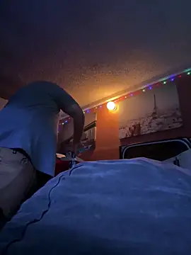 bigdickgio6923 online show from 5, 4, 2026