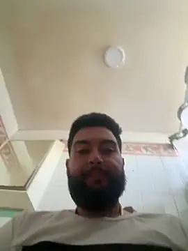 bigdickgio6923 online show from 16, 4, 2026