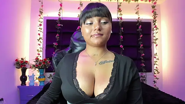 Snapshot of sweelanna__ chatting on 5, 7, 2026 sweelanna online show from 5, 7, 2026