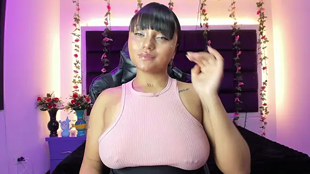 Snapshot of sweelanna__ chatting on 14, 7, 2026 sweelanna online show from 14, 7, 2026