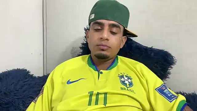 dominic brandd23 online show from 20, 9, 2025