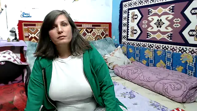 Snapshot of AdelineBlueEyes chatting on 24, 9, 2025 AdelineBlueEyes online show from 24, 9, 2025