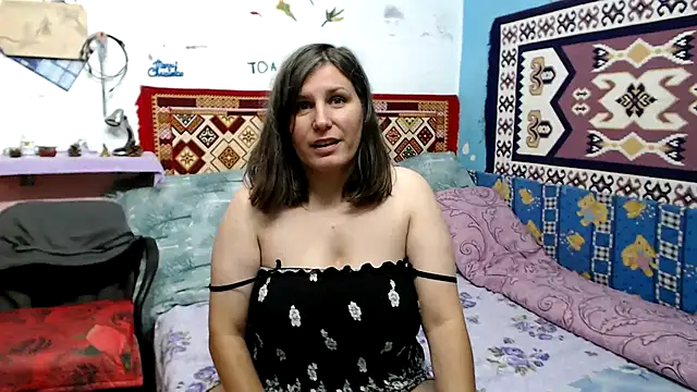 Snapshot of AdelineBlueEyes chatting on 13, 9, 2025 AdelineBlueEyes online show from 13, 9, 2025