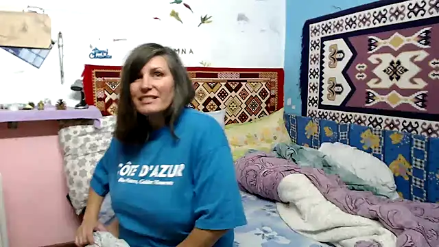 Snapshot of AdelineBlueEyes chatting on 8, 10, 2025 AdelineBlueEyes online show from 8, 10, 2025