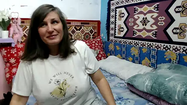 Snapshot of AdelineBlueEyes chatting on 25, 10, 2025 AdelineBlueEyes online show from 25, 10, 2025