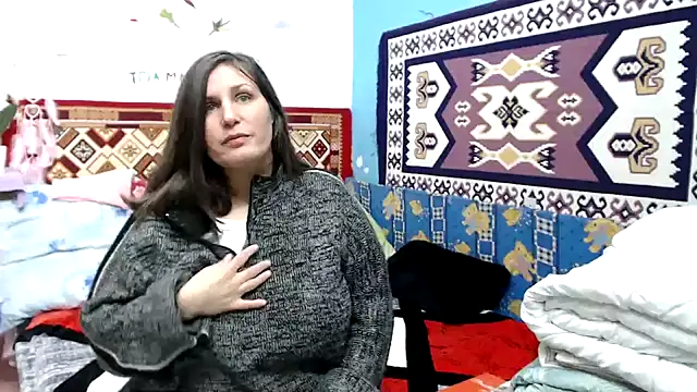 Snapshot of AdelineBlueEyes chatting on 16, 11, 2025 AdelineBlueEyes online show from 16, 11, 2025