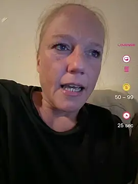 MoniqueLaFee online show from 13, 7, 2026