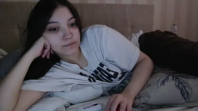 AlisaDevis online show from 19, 4, 2026