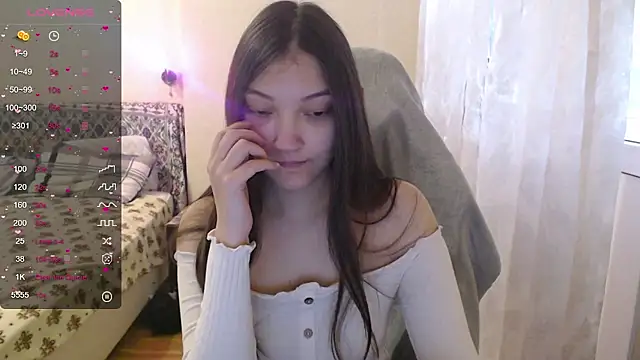 AlisaDevis online show from 5, 11, 2025