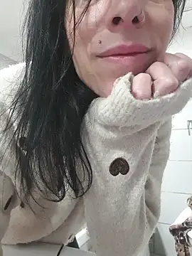 freyamoret online show from 28, 3, 2026