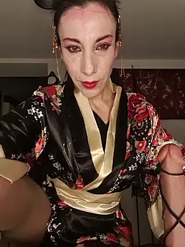 freyamoret online show from 18, 5, 2026