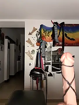 freyamoret online show from 28, 10, 2025