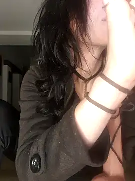 freyamoret online show from 5, 11, 2025