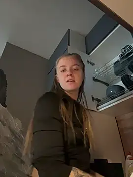 candy maggie online show from 18, 11, 2025