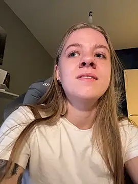 candy maggie online show from 24, 11, 2025