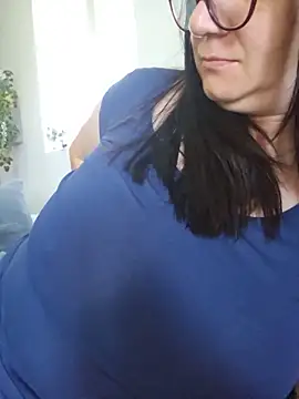 Snapshot of KristenVega chatting on 16, 6, 2026 KristenVega online show from 16, 6, 2026