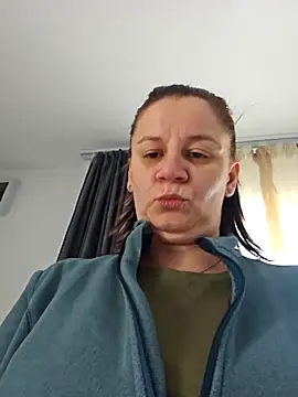 KristenVega online show from 16, 12, 2025