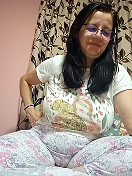 KristenVega online show from 3, 10, 2025